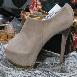 Sam Edelman Circus Gold trimmed tan suede platform booties boots stilettos heels